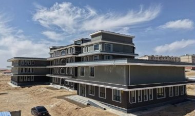 Сайншанд сумын 6-р багийн нутаг дэвсгэрт “Монгол газрын тос боловсруулах үйлдвэр” ТӨХХК-ийн оффис, үйлчилгээний зориулалт бүхий барилгын ажил бүрэн дуусаж, ашиглалтад орлоо.